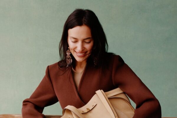 Gomez: Premium Fashion Delivered with Personality